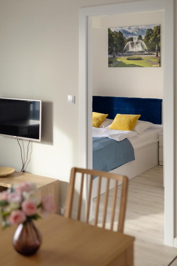 Wola Chic Blue Apartment Warsaw Exterior photo